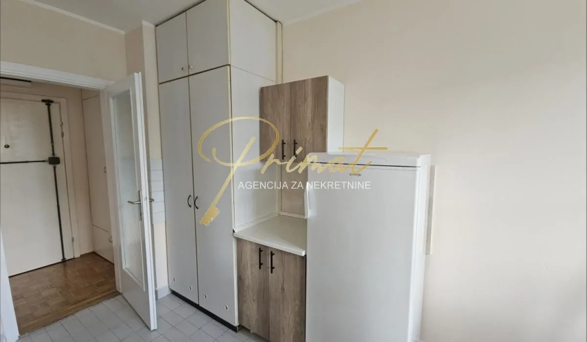 Rent, two bedroom apartment, 56m², Palilula Sve Podlokacije, Beograd