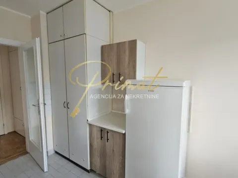 Rent, two bedroom apartment, 56m², Palilula Sve Podlokacije, Beograd - image 6