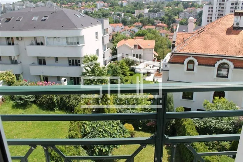Sale, house, 215m², Savski Venac, Beograd