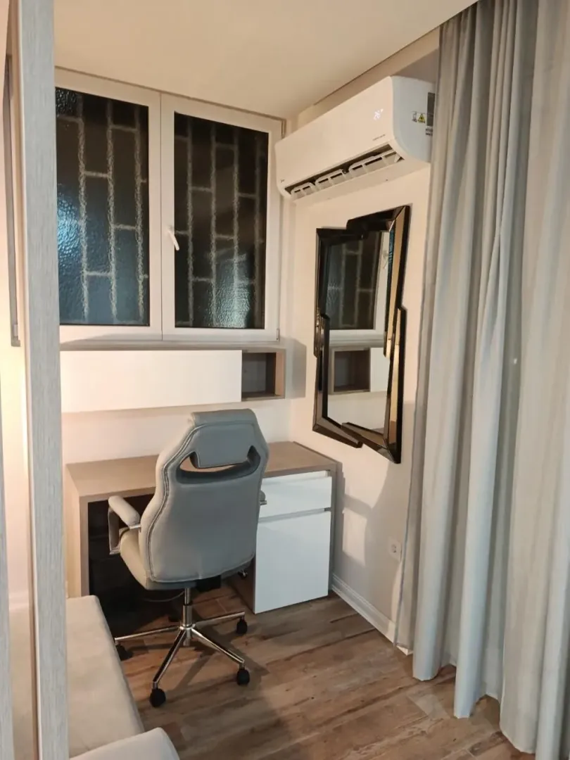 Izdavanje, trosoban stan, 80m², Novi Beograd Sve Podlokacije, Beograd