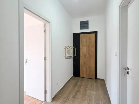 Rent, one bedroom apartment, 64m², Tološi, Podgorica - image 8