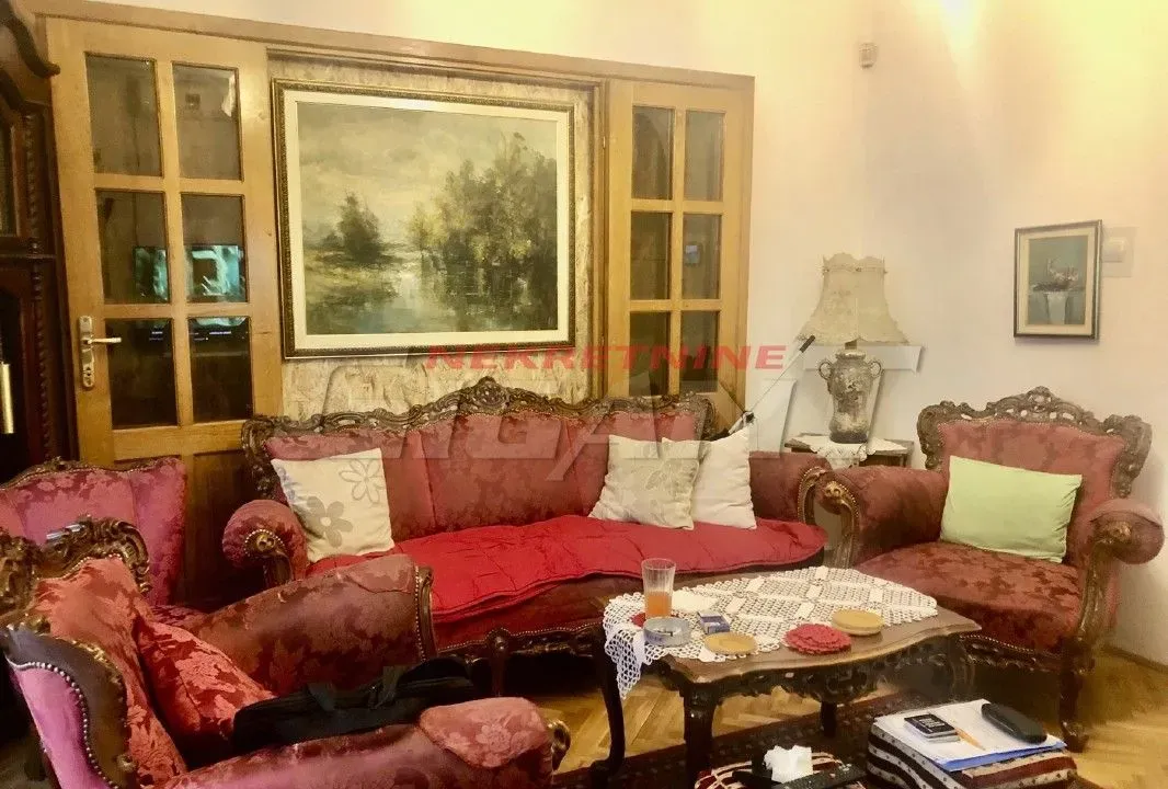 Prodaja, kuća, 210m², Lion, Zvezdara Sve Podlokacije