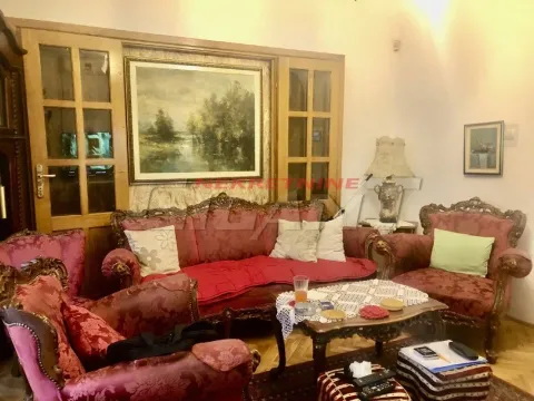 Sale, house, 210m², Lion, Zvezdara Sve Podlokacije