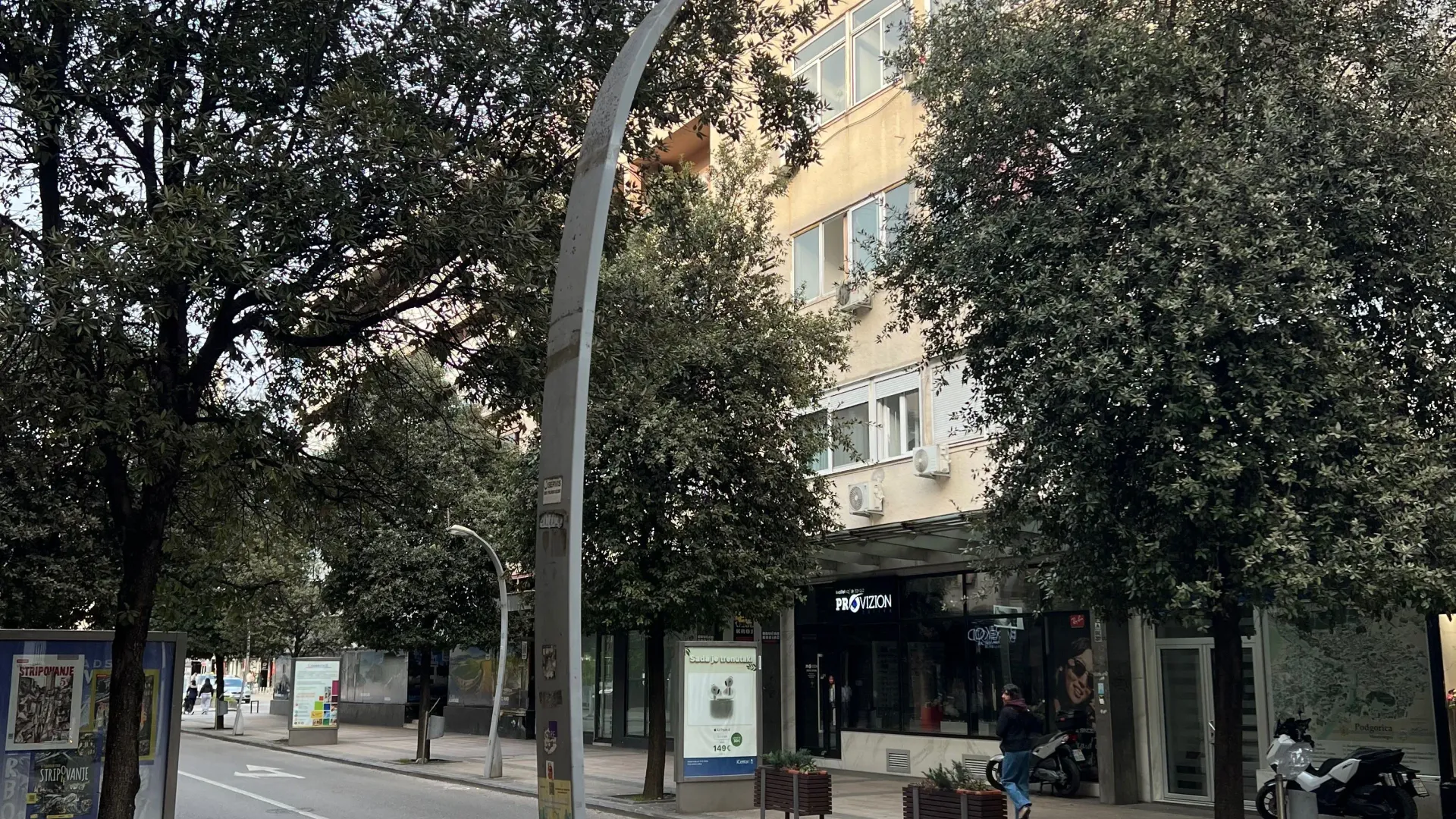 Prodaja, jednosoban stan, 37m², Centar, Podgorica