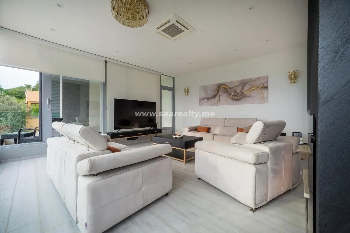 Prodaja, kuća, 280m², Tivat, Crna Gora