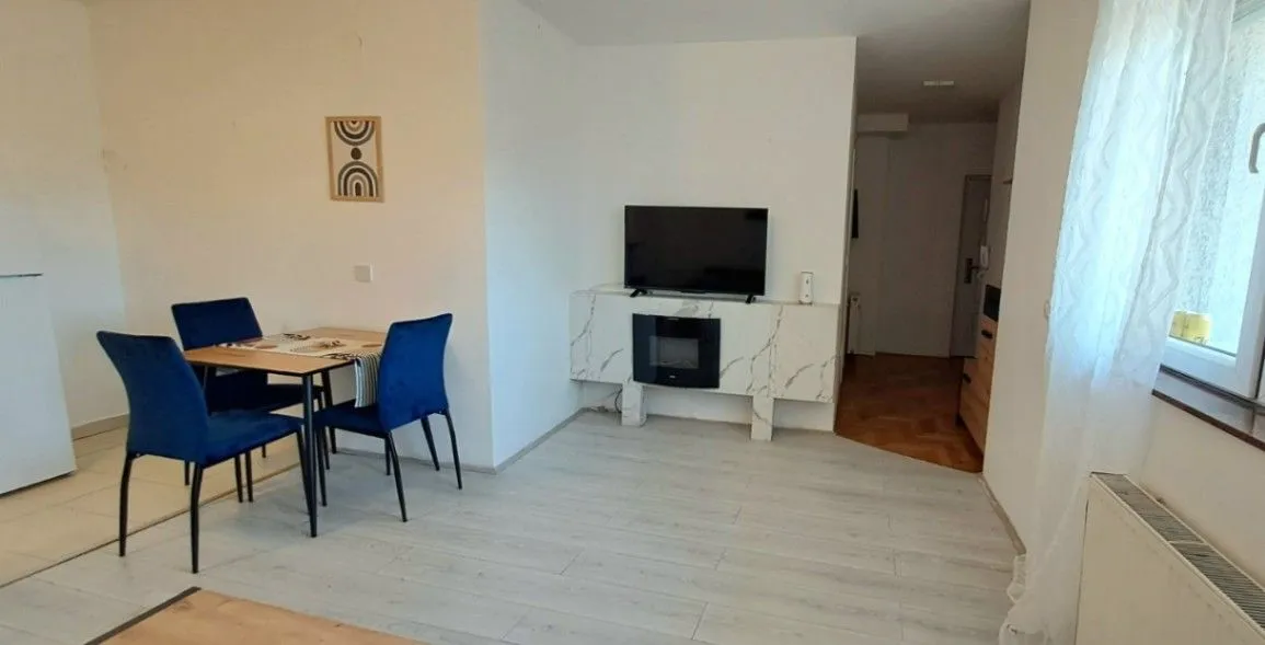 Prodaja, dvosoban stan, 56m², Rotkvarija, Novi Sad Sve Podlokacije