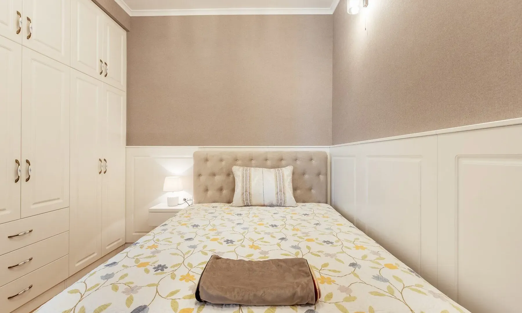 Sale, house, 240m², Kavač, Kotor