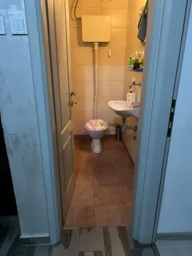 Rent, three bedroom apartment, 100m², Stara Varoš, Podgorica - image 4