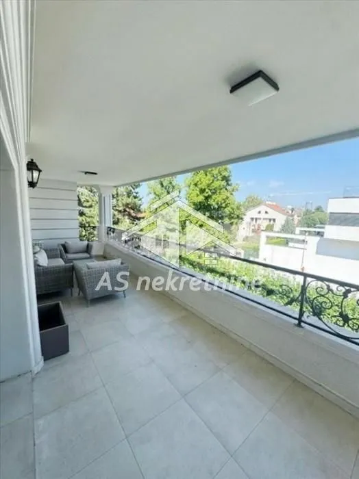Rent, apartment, 215m², Savski Venac, Beograd