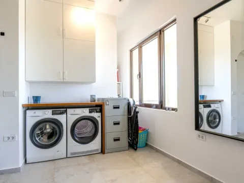 Prodaja, kuća, 150m², Buljarica, Budva - image 12