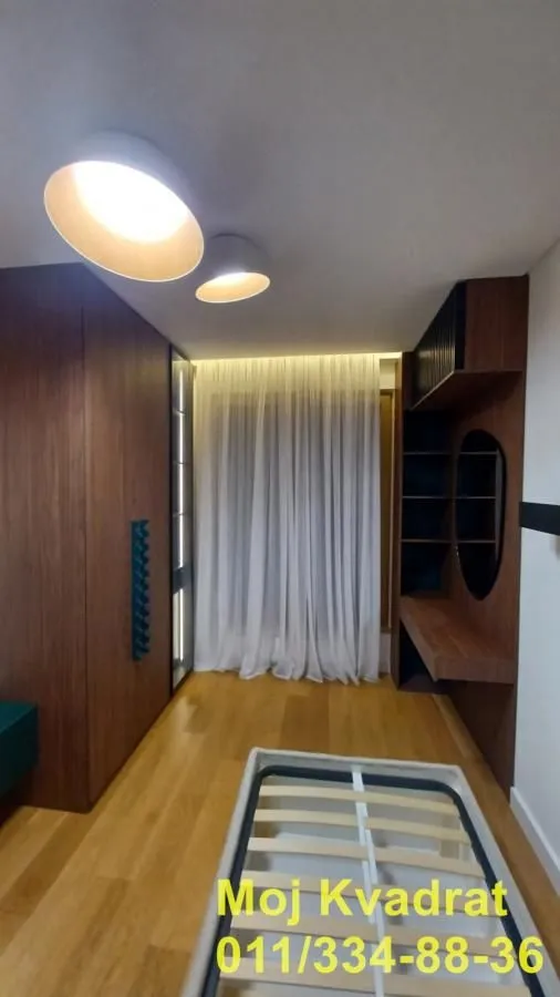 Rent, three bedroom apartment, 92m², Kalenić Pijaca, Vračar Sve Podlokacije