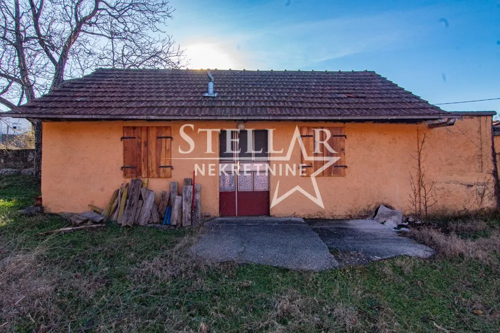 Izdavanje, kuća, 73m², Kuči, Podgorica