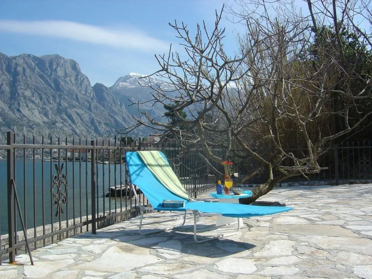 Sale, house, 168m², Prčanj, Kotor