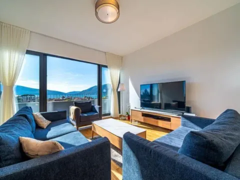 Sale, three bedroom apartment, 129m², Tivat, Crna Gora