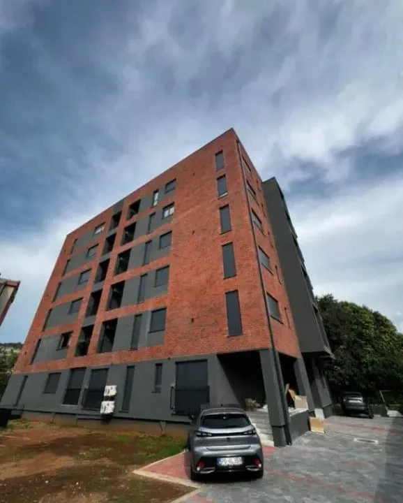 Izdavanje, jednosoban stan, 45m², Zagorič, Podgorica