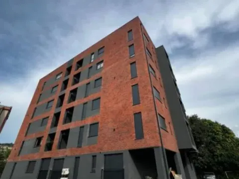 Izdavanje, jednosoban stan, 45m², Zagorič, Podgorica