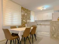 Izdavanje, kuća, 320m², Zlatica, Podgorica - image 6