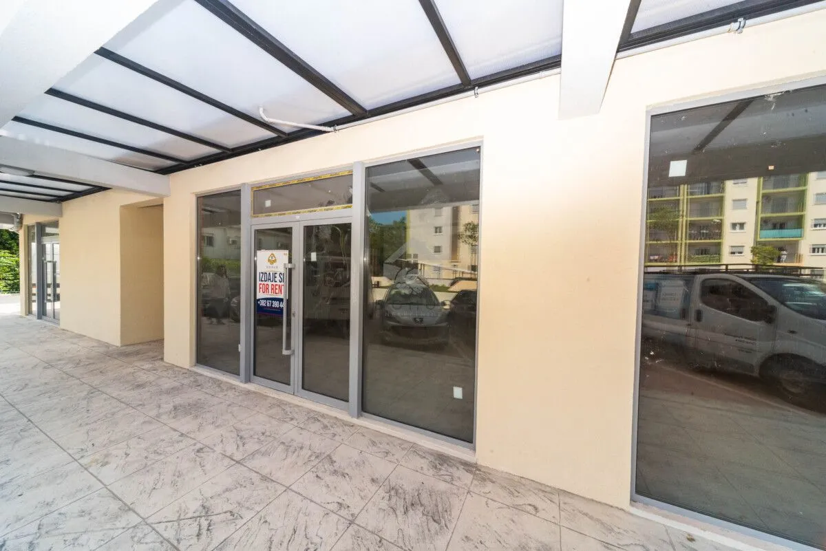 Rent, office space, 43m², Pobrežje, Podgorica