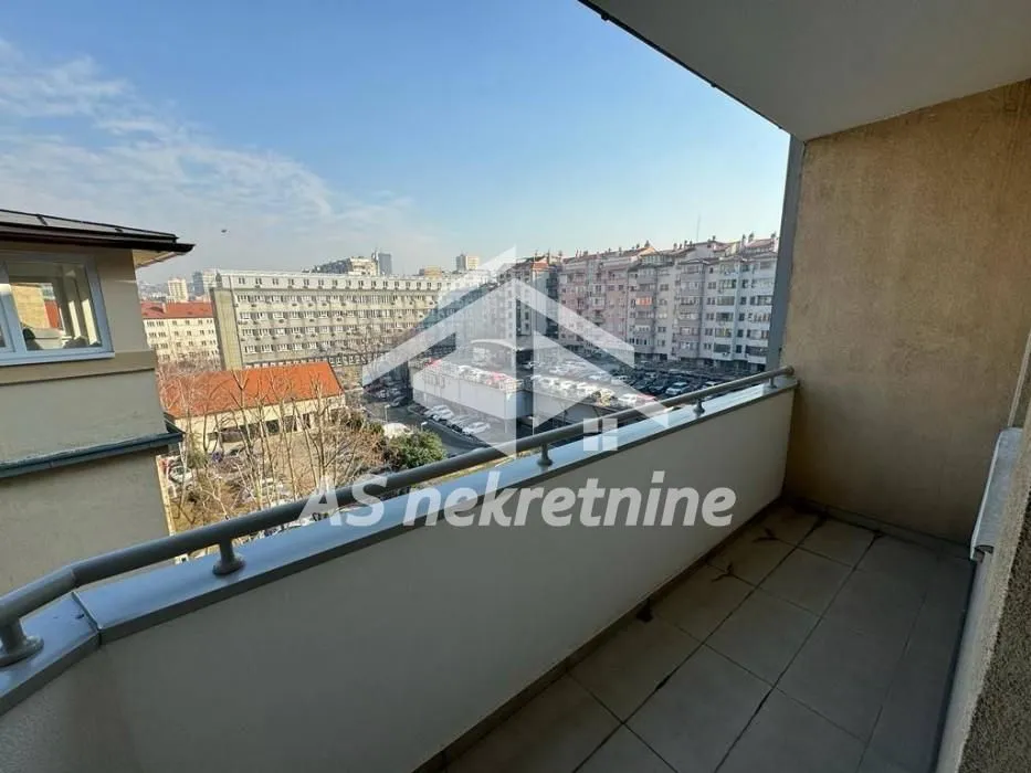 Izdavanje, dvosoban stan, 53m², Savski Venac, Beograd