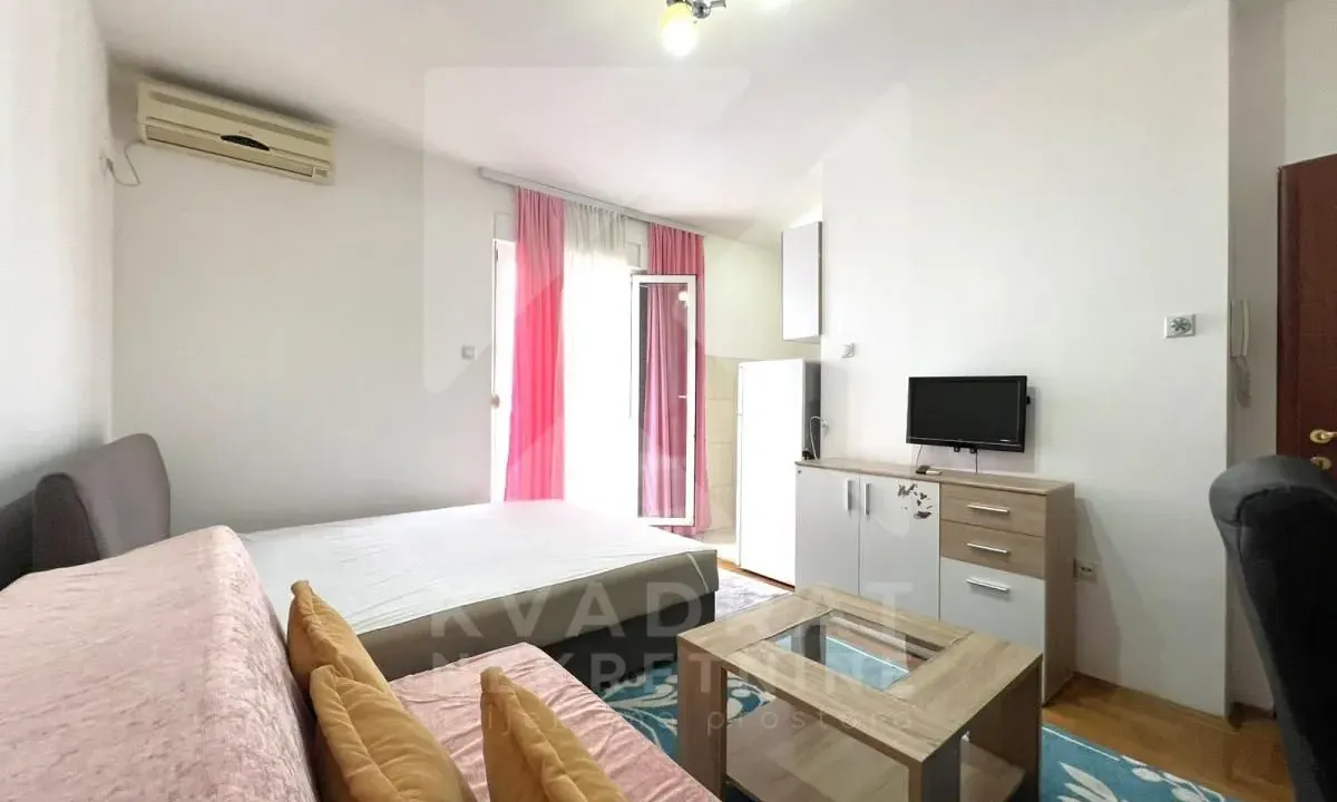 Izdavanje, garsonjera, 27m², Zabjelo, Podgorica