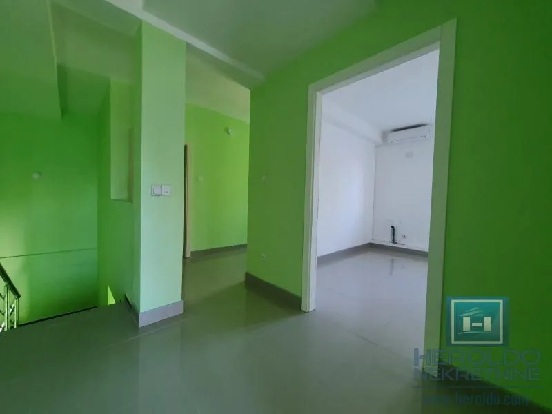 Sale, office space, 189m², Aqua park, Jagodina