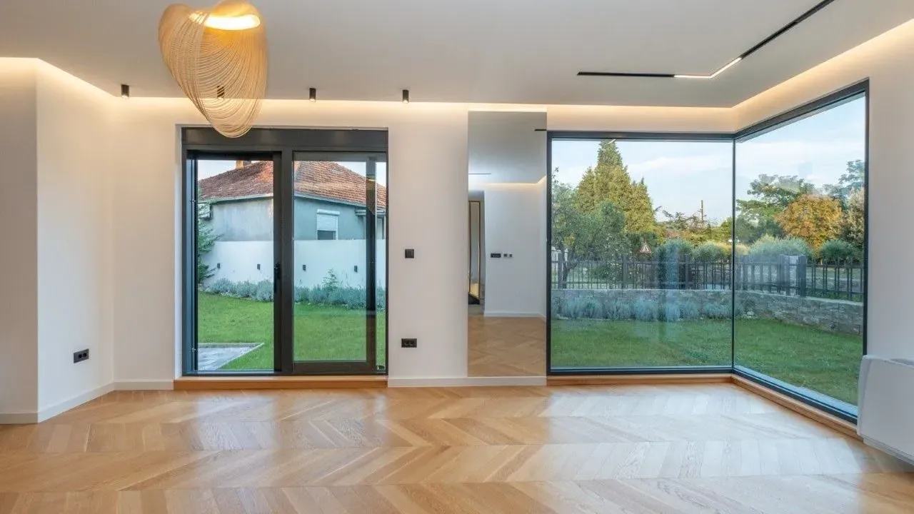 Rent, house, 180m², Gornja Gorica, Podgorica