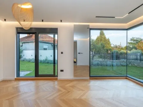 Rent, house, 180m², Gornja Gorica, Podgorica - image 1