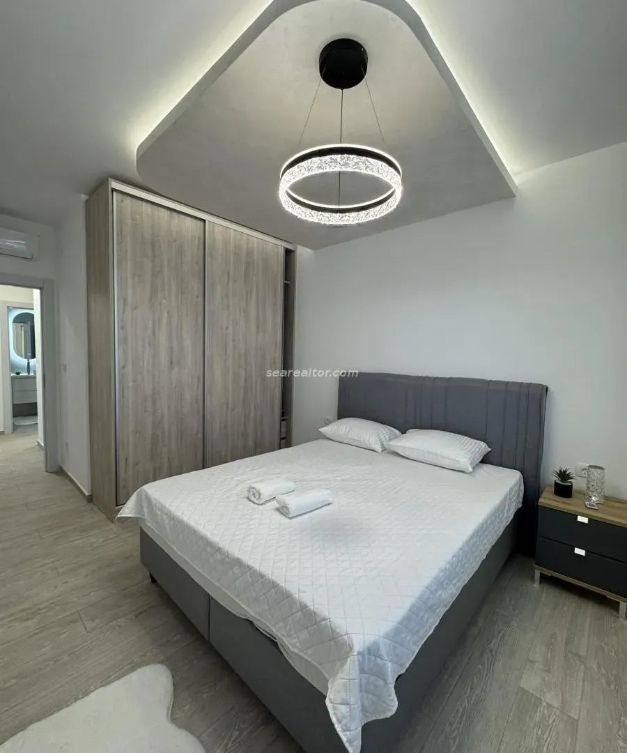 Sale, two bedroom apartment, 74m², Bečići, Budva
