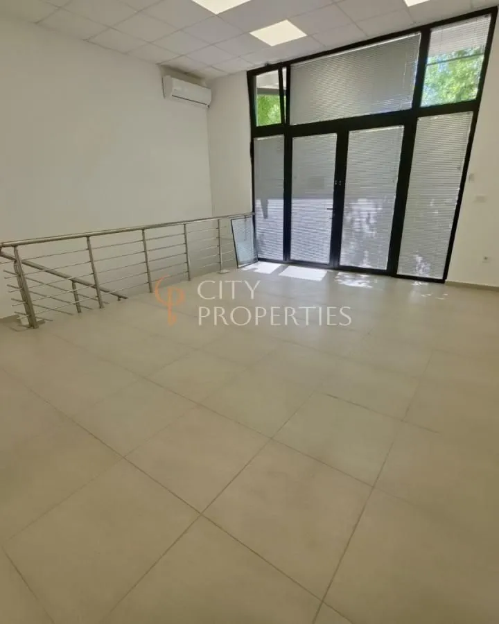 Rent, office space, 115m², Blok 9, Podgorica
