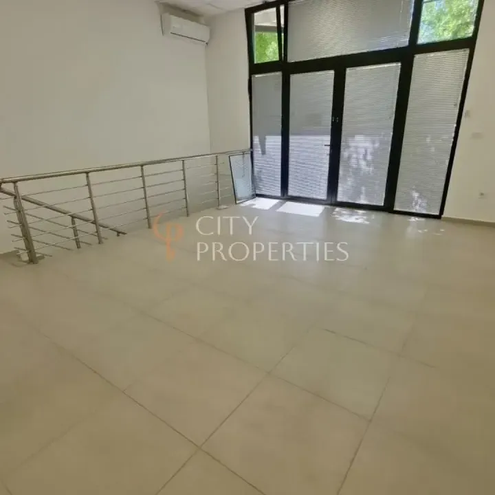 Rent, office space, 115m², Blok 9, Podgorica