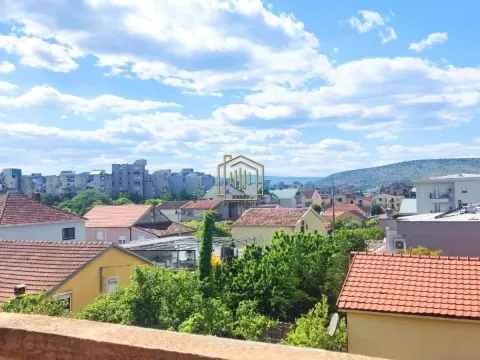 Prodaja, jednosoban stan, 46m², Dalmatinska ulica, Podgorica - image 12