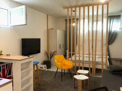 Stan-na-dan, jednosoban stan, 33m², City Kvart, Podgorica - image 4