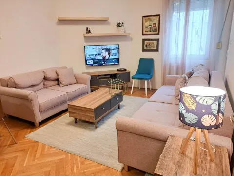 Rent, one bedroom apartment, 38m², Blok 9, Podgorica