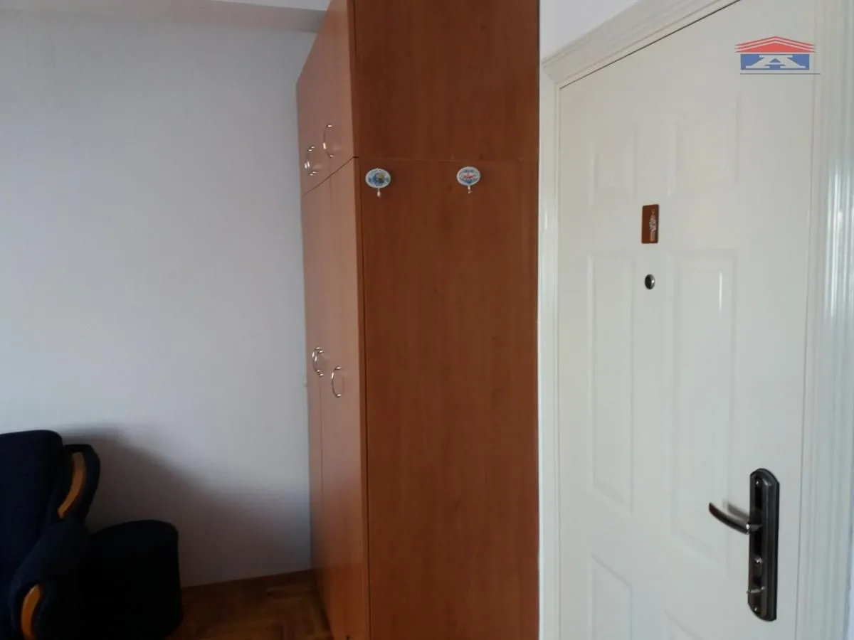 Izdavanje, garsonjera, 22m², Sajmište, Novi Sad