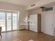 Izdavanje, kuća, 1400m², Savski Venac, Beograd - image 12