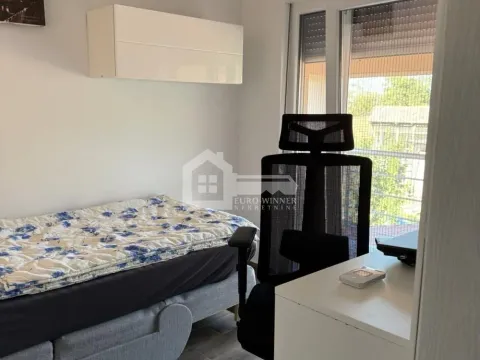 Prodaja, kuća, 191m², Ašanja, Pećinci - image 2