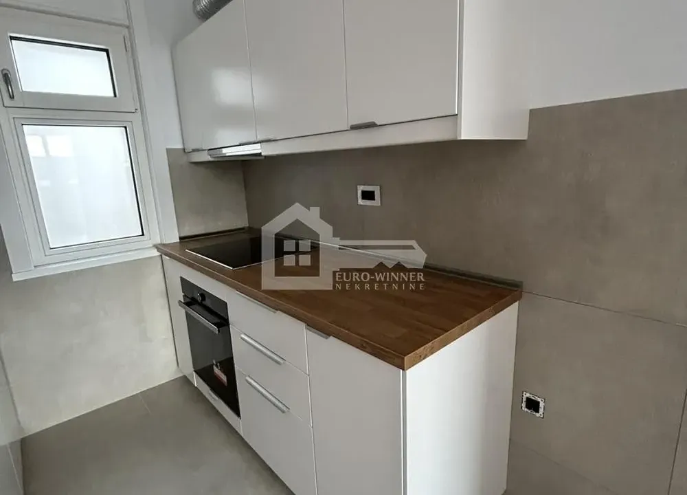 Izdavanje, dvosoban stan, 71m², Čubura, Beograd