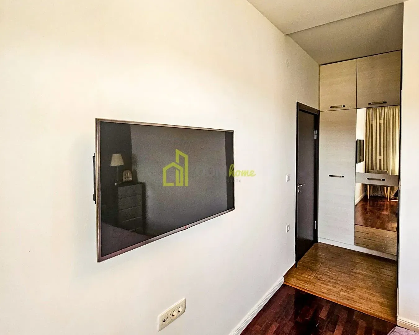 Sale, two bedroom apartment, 74m², Petrovac, Budva