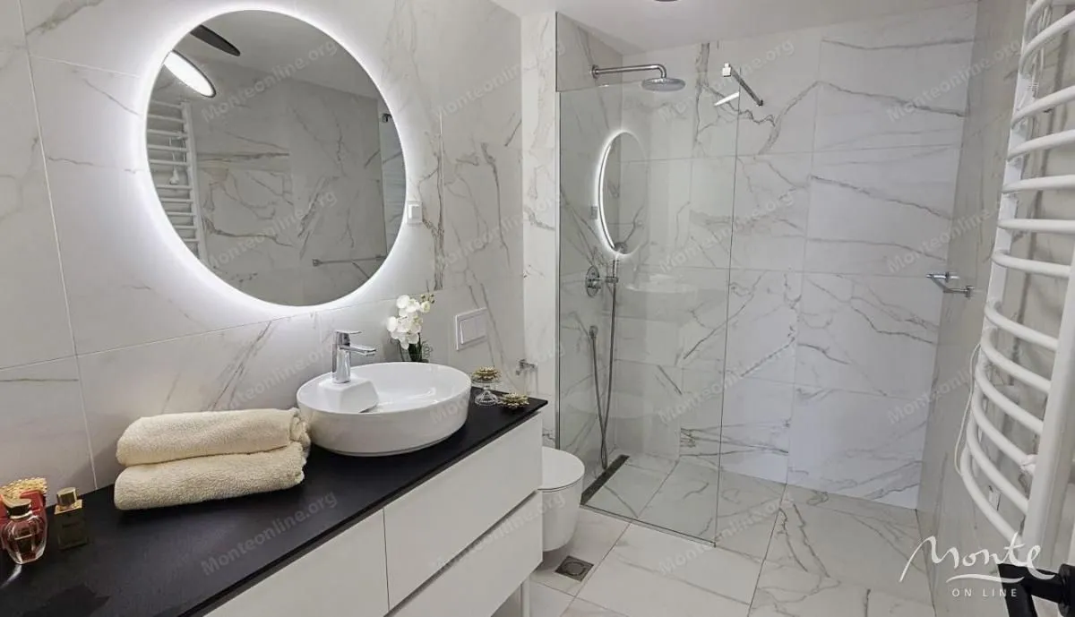 Sale, three bedroom apartment, 124m², Komoševina, Budva