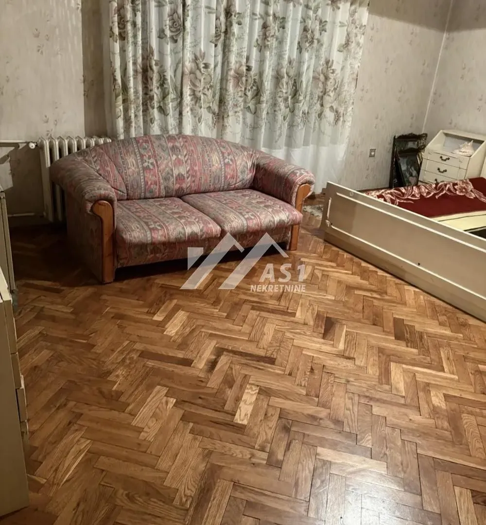 Rent, house, 100m², Salajka, Novi Sad Sve Podlokacije