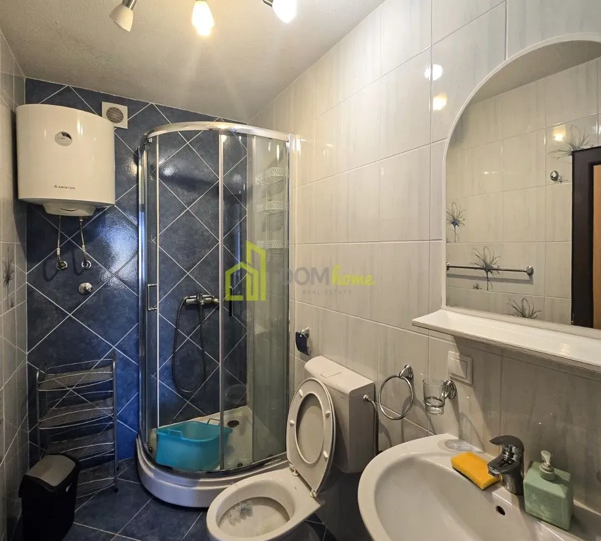 Prodaja, dvosoban stan, 62m², Radovići, Tivat