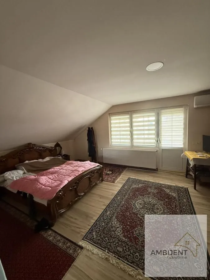 Prodaja, kuća, 248m², Centar, Stara Pazova