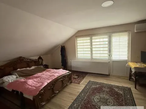 Prodaja, kuća, 248m², Centar, Stara Pazova - image 13