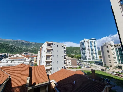 Izdavanje, jednosoban stan, 48m², Budva, Crna Gora - image 24