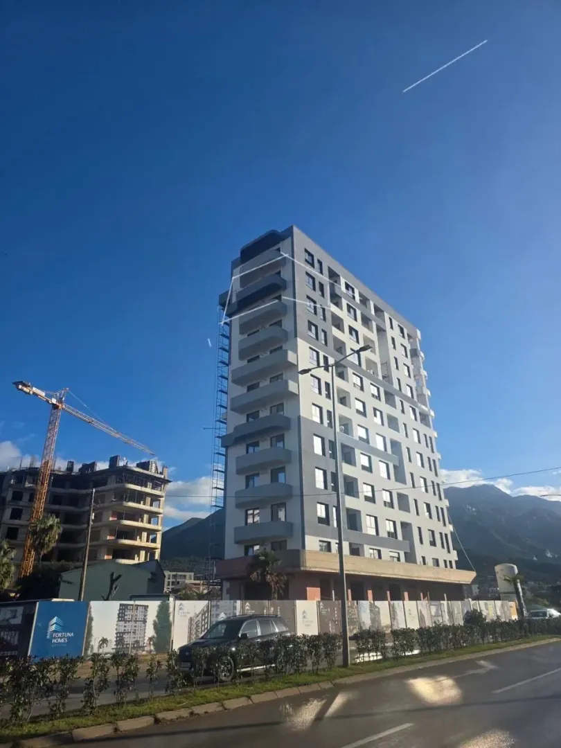 Sale, one bedroom apartment, 45m², Centar, Bar