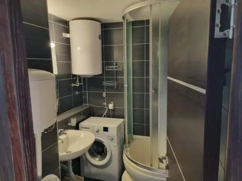 Izdavanje, trosoban stan, 84m², Novi Beograd Sve Podlokacije, Beograd - image 12