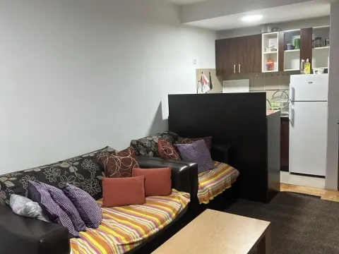 Izdavanje, trosoban stan, 74m², Medijana, Niš - image 16