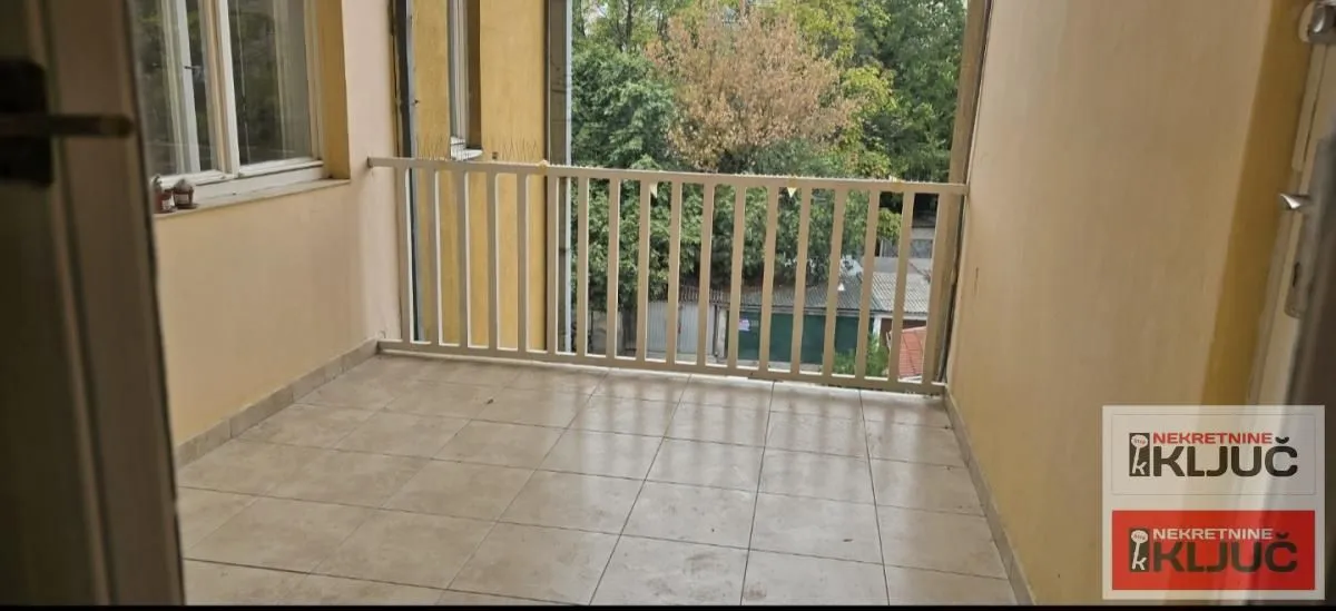 Izdavanje, trosoban stan, 99m², Kej, Novi Sad Sve Podlokacije