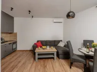 Prodaja, jednosoban stan, 43m², Dobre Vode, Bar