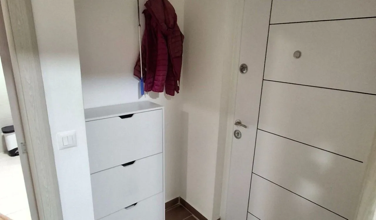 Izdavanje, jednosoban stan, 46m², Ljubović, Podgorica
